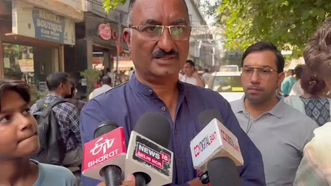 यमुना विहार: कृष्णा नगर के स्कूल में छात्रा की मौत को लेकर स्थानीय पार्षद संदीप कपूर का बयान