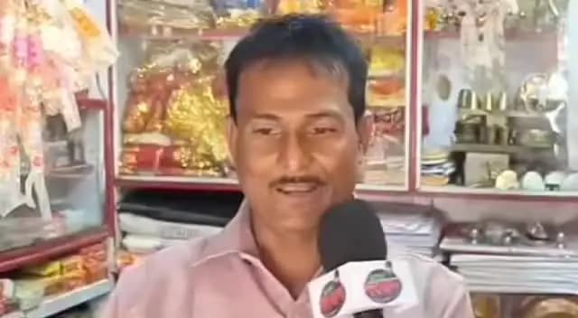 ডিফু: বকলীয়াঘাটত লক্ষ্মী পূজাৰ ব্যাপক প্ৰস্তুতি,বজাৰত উভৈনদী চাকি-বন্তি, ফল-মূল ইত্যাদি