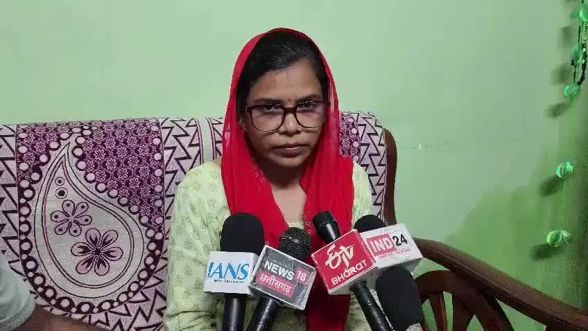रामानुजनगर: दोहरे हत्याकांड के आरोपी पत्नी का बड़ा बयान, कहा- मुझे भी डर, मुझे भी मार देता, फांसी की सजा मिलनी चाहिए बच्चे को