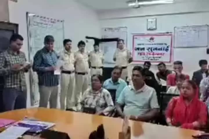 करोल बाग: दिल्ली पुलिस की जनसुनवाई में सुनी गईं नागरिकों की समस्याएं, जल्द समाधान का मिला भरोसा