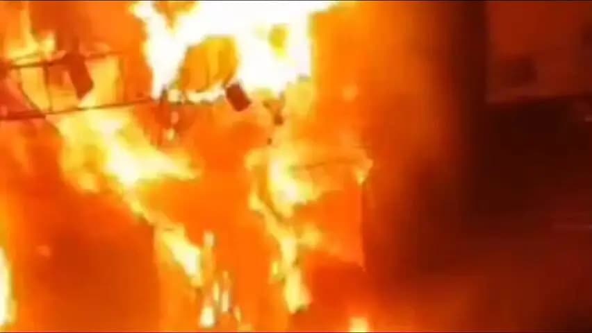 नवादा: नवादा के वेलकम शॉपिंग मॉल में भीषण आग, बाजार में मची अफरातफरी, दमकल की गाड़ी पहुंचने में देरी का आरोप