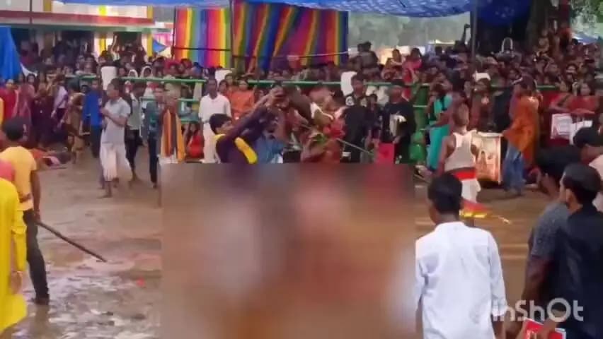 रायगढ़: करमागढ़ स्थित मां मानकेश्वरी देवी मंदिर में 60 बकरों की बलि, बैगा ने शरद पूर्णिमा पर 500 साल पुरानी परंपरा निभाई