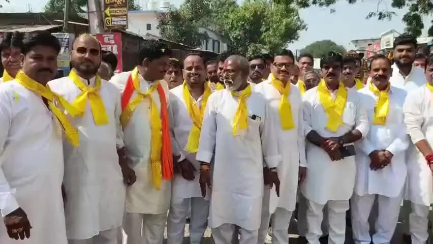 सुसनेर: मेढ़ क्षत्रिय स्वर्णकार समाज ने सुसनेर में मनाई आराध्य देव अजमीढ़ जी की जन्म जयंती, निकला चल समारोह