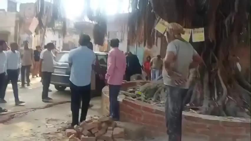 सदर: सहादतगंज में एक ही परिवार के तीन लोगों की हत्या