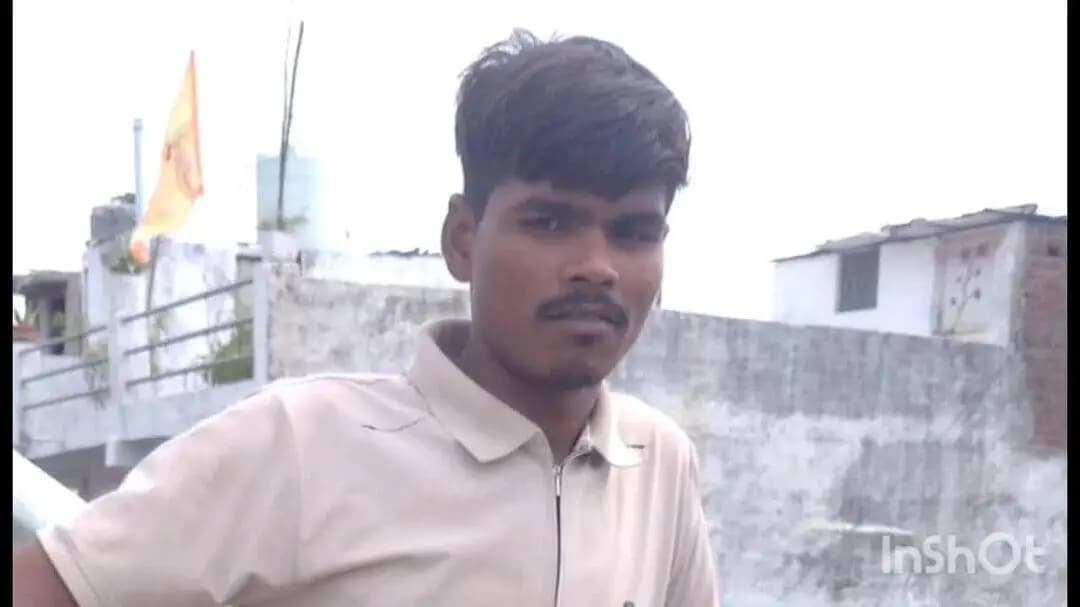 गुना नगर: हमीरपुर पाटी गांव में बिजली लाइन खींच रहे मजदूर की करंट से मौत, ठेकेदार व विद्युत कर्मी पर लापरवाही का आरोप