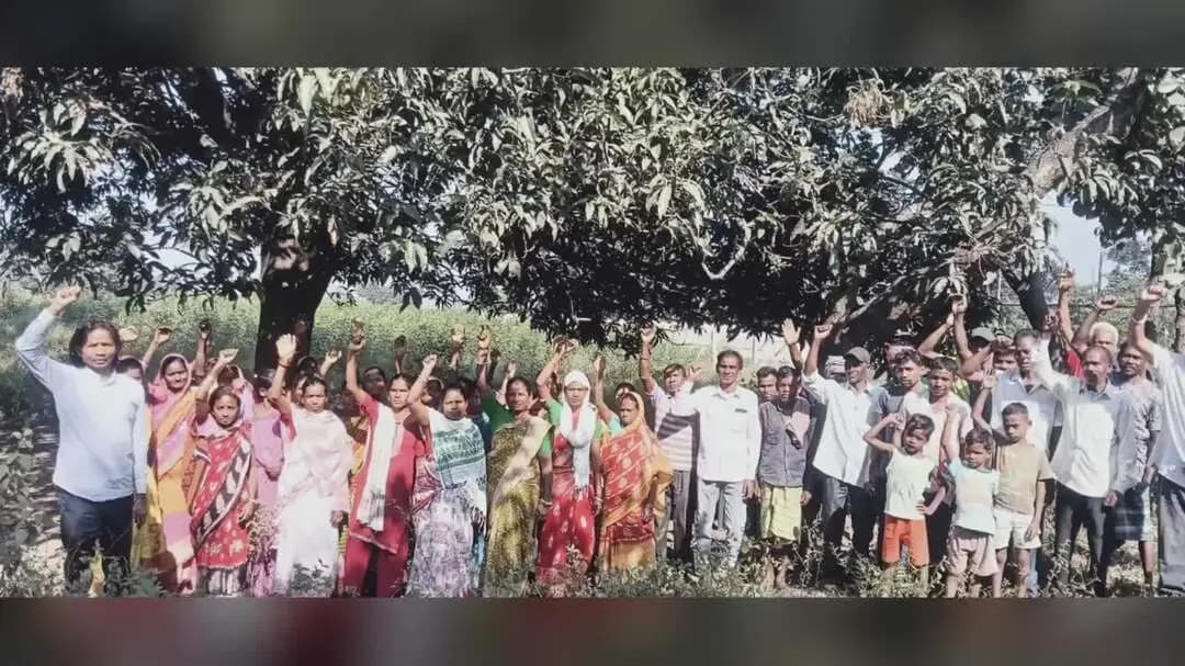 मेसर्स अमलगम प्रा. लि. कंपनी कांड्रा, सरायकेला -खरसावां द्वारा वन भूमि पर अवैध हस्तछेप के विरुद्ध में महाजुटान l