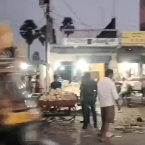 गोगरी: महेशखूंट बाजार: अतिक्रमण मुक्त होने के 15 दिन बाद फिर सब्जी विक्रेताओं का कब्जा, आवागमन बाधित