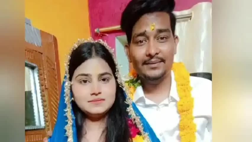 झांसी: मंगेतर ने गर्लफ्रेंड संग भेजे अश्लील वीडियो, तनाव में फंदे पर लटकी छाया, पिता बोले- बेटी को टॉर्चर कर रहा था