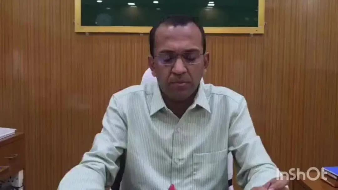 अंबिकापुर: कलेक्टर से पब्लिक एप की टीम ने मौसम विभाग द्वारा 28 और 29 तारीख को भारी बारिश को लेकर प्रतिक्रिया ली