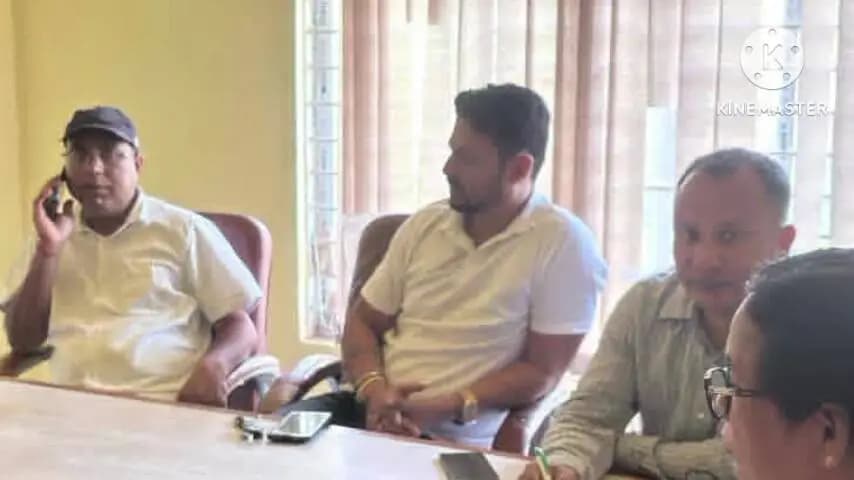 গোলাঘাট: ‘লোকতন্ত্ৰ বচাও, ভীৰতন্ত্ৰ হটাও’ শীৰ্ষক কাৰ্যসূচী, ৩১ অক্টোবৰৰ বিশাল জনসভাক লৈ বিজেপি গোলাঘাট জিলা কাৰ্য্যালয়ত বৈঠক