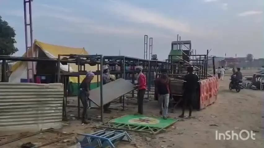 एटा: मुख्यमंत्री के संभावित आगमन को लेकर रामलीला महोत्सव में लगी दुकानों को जल्द बंद करने के मिले आदेश, दुकानदार निराश
