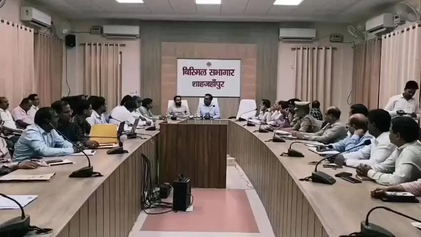 शाहजहांपुर: शाहजहांपुर में पर्यावरण संरक्षण और नदियों की स्वच्छता पर जोर दिया गया