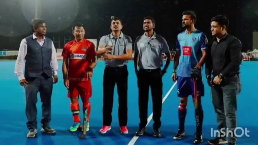 बिलासपुर: बैलाडिला बुल्स की पहली जीत, सेमीफाइनल की उम्मीद बरकरार; राजधानी रॉयल्स 1-0 से हारी, न्यायधानी नाइट्स का शानदार प्रदर्शन