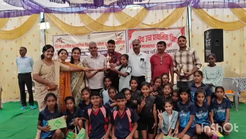 भदेसर: जिला स्तरीय प्राथमिक खेलकूद प्रतियोगिता में भदेसर ब्लॉक ने जीती दोहरी जनरल चैंपियनशिप