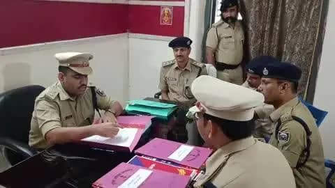 रजौन: रजौन सर्किल इंस्पेक्टर कार्यालय का एसपी ने किया निरीक्षण, युवाओं में फैल रहे सूखे नशे पर रोक लगाने के लिए होगी कार्रवाई