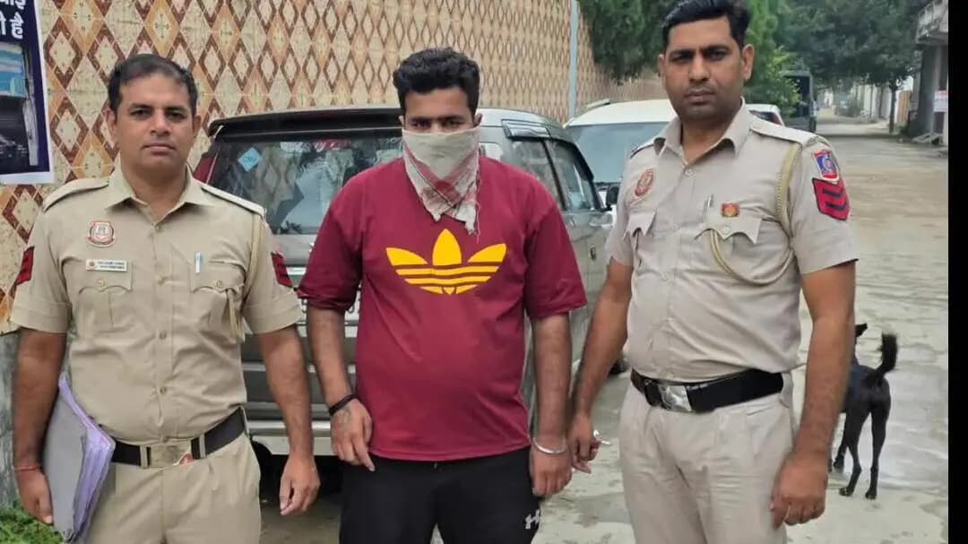 यमुना विहार: सोनिया विहार में अवैध शराब के साथ युवक पकड़ा, 108 क्वार्टर बरामद