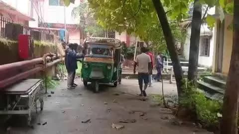 गुमला: सदर थाना क्षेत्र में दो अलग-अलग जगहों पर युवकों ने फांसी लगाकर की खुदकुशी