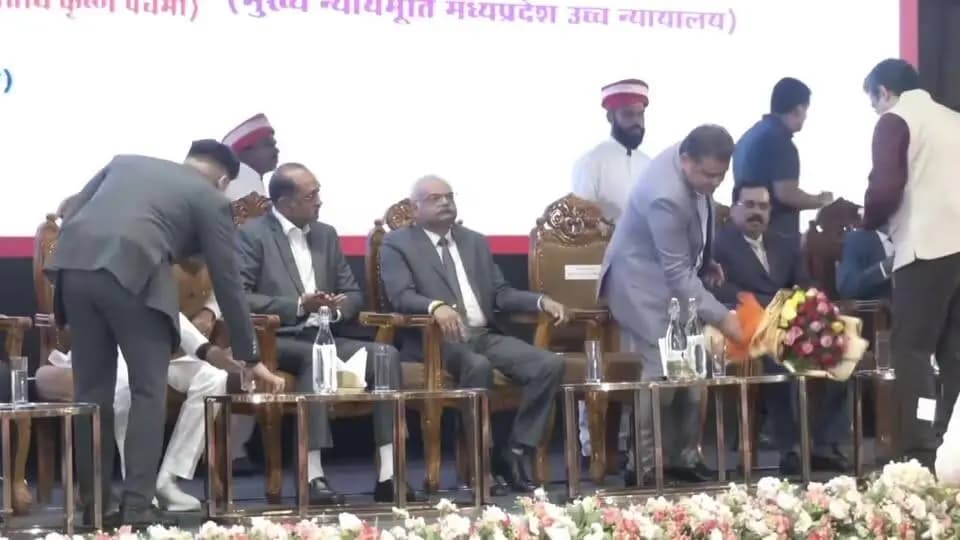 मुख्यमंत्री डॉ. मोहन यादव एवं मुख्य न्यायमूर्ति श्री अल्पेश यशवंत कोगजे जी का जबलपुर में आयोजित 'अभिनंदन समारोह'
#Jabalpur