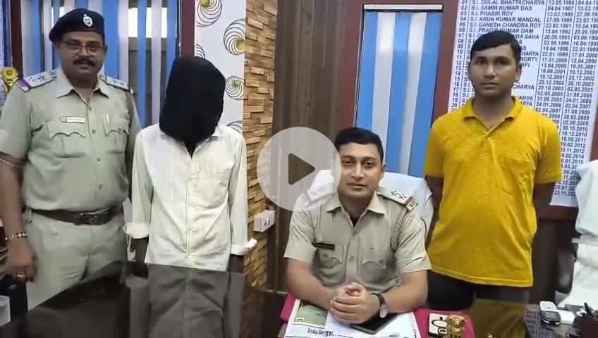 ভরতপুর ২: ধুরসুন্ডা জমি বিবাদে মূল অভিযুক্তকে গ্রেফতার শালার পুলিশের হাতে কান্দি আদালতে পেস ১০দিনের পুলিশ হেফাজতের আবেদনে