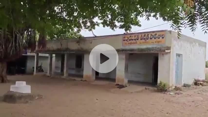 బుగ్గారం: సమస్యల వలయంలో మద్దునూరు గ్రామం, అభివృద్ధి పనులు చేయాలని కలెక్టర్ కు వినతి పత్రం
