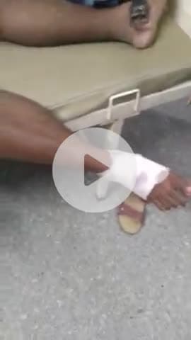 Accident ho gya lak per tempu ne mara hai