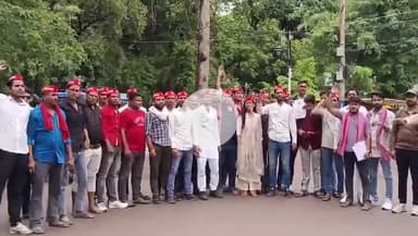#ब्रेकिंग #न्यूज़ #ललितपुर - सपा के कार्यकर्त्ता के द्वारा लगाये गये #प्रधानमंत्री और #मुख्यमंत्री के मुर्दाबाद के नारे