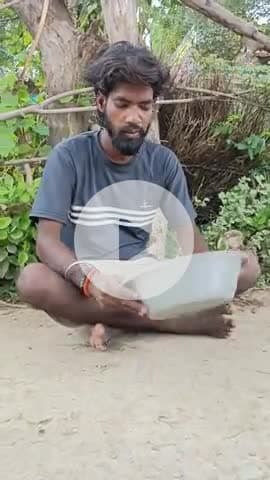 भीख देते समय #comedy #funny #trending #viral #ytshorts #2025 #memes #ytshorts #fun #followforfollow @akash0021