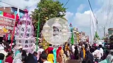 लंभुआ: लंभुआ में गमगीन माहौल में निकला ताजिया का जुलूस #शाम को कर्बला में किया गया दफन