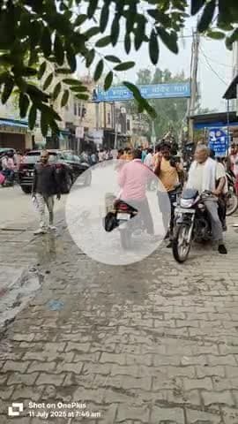 चुलकाना रोड़ समालखा पुल के पास लोगों को स्कूल में आना जाना बहुत मुश्किल हो गया, ये बिहारी लेबर पुरी सड़क पर जाम है