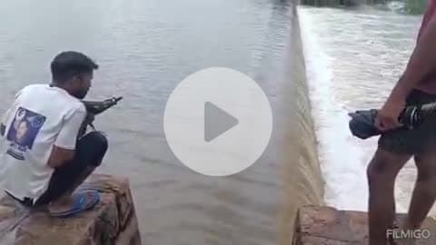 बीरपुर: लगातार बारिश से तालाब का तारा बड़ा तालाब के नीचे बस्तियों में आसपास के घरों में पानी ही पानी। #jal bharav ki samasya