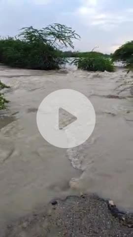 कल 18/7/25 को तेज बारिश के चलते रास्ते ब्लॉक हो गए ही है जिसे आवागमन बंद हो गया है#
