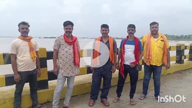 बड़हरा: प्रखंड के कई गांवों की मुख्य सड़क पर चढ़ा बाढ़ का पानी, ग्रामीणों ने जिला प्रशासन से पशु चारा की की मांग#jansamasya