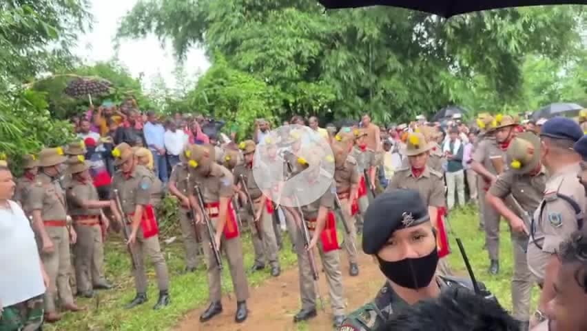 बाबा को राजकीय सम्मान के साथ अंतिम विदाई....
#Jharkhand #jmmjharkhand #Ramgarh #jharkhand #JMM #शिबू_सोरेन #RIPShibuSoren #ripmanojbharathiraj