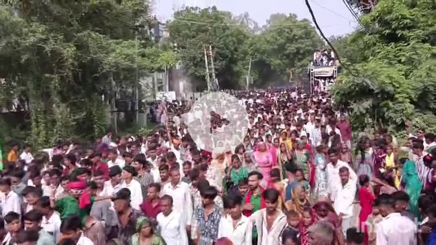 ઘોઘંબા: રાજગઢ ખાતેથી વિશ્વ આદિવાસી દિવસની ઉજવણીને લઈ મહારેલી યોજાઈ,એમ્બ્યુલન્સને રસ્તો આપી માનવતાનું ઉત્તમ ઉદાહરણ પૂરું પાડ્યું