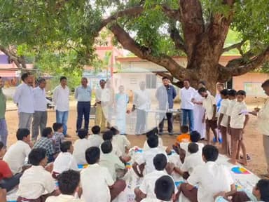 తల్లాడ: కరకగూడెం లో జాతీయ నులి పురుగుల నివారణ దినోత్సవం విజయవంతం చేసిన వైద్య అధికారి రవితేజ