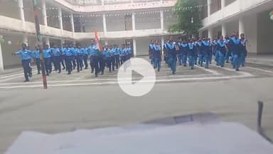 एकलव्य मॉडल आवासीय विद्यालय दीघा में झंडोतोलन किया गया.