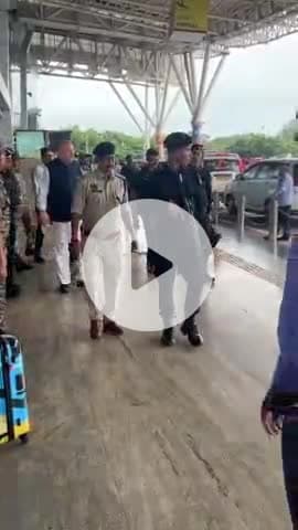 नरेंद्र मोदी जी सें मिलकर लौटे रमन सिंह जी का रायपुर आगमन! #RamanSingh #NarendraModi #OmBirla #NSG #Commando