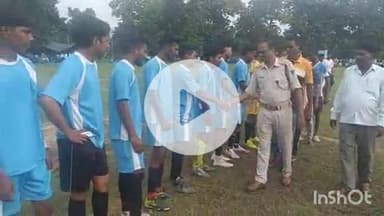 ଚିତ୍ରକୋଣ୍ଡା: କମାରଗୁଡା ଗ୍ରାମରେ ଅନୁଷ୍ଠିତ ସଚି କାରାମ ମେମୋରିଆଲ ଫୁଟବଲ ଟୁର୍ଣ୍ଣାମେଣ୍ଟରେ ଅତିଥି ଭାବେ ଯୋଗଦେଲେ ଡିଏସପି