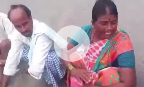 భూత్పూర్: భూత్ పూర్ మండల కేంద్రంలో యూరియా కోసం రోడ్డెక్కిన రైతులు