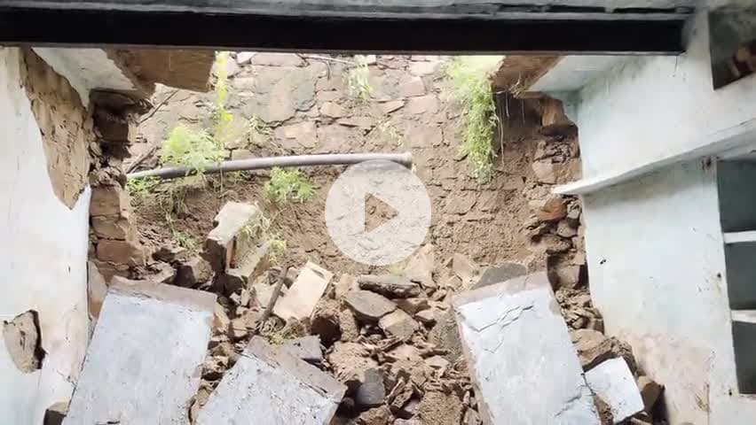 leez blasting se bura haal goan thakra bas ka