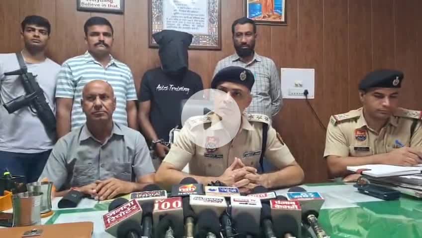 पुलिस कि बड़ी कार्यवाही डोडा पोस्त ट्रक के साथ नशा तस्कर काबू