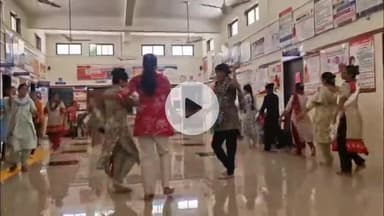 જામકંડોરણા: ધોળીધાર આરોગ્ય કેન્દ્રમાં દાંડીયારાસ રમતા કર્મચારીઓ સહિતનાઓ નો વિડીયો વાયરલ થતા ચર્ચાનો વિષય બન્યો