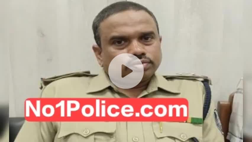 इंदौर लोकायुक्त ने पुलिस SI को 1 लाख रुपए की रिश्वत लेते रंगे हाथों दबोचा
#india #indore #mpp #police #corruption #mp