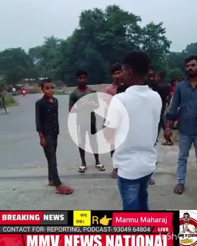 #कपसिया के कोसी नदी पर बने पुल का सुरक्षा गार्ड के सभी रोड खोल लिया गया है और पुराने पुल का सभी लोहा काट रहे हैं