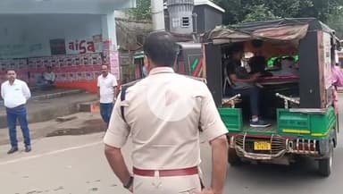 धनबाद/केंदुआडीह: धनबाद में 95% बाइक सवारों ने हेलमेट पहनने की आदत अपनाई, अब पीछे बैठने वाले के लिए भी हेलमेट अनिवार्य