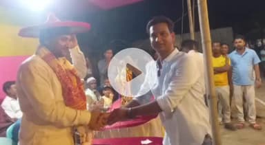 বাঘবৰ: মন্দিয়াৰ চি চি কেত অনুষ্ঠিত দ্বিবা-নৈশ ভলীবল খেল প্ৰতিযোগিতা উদ্ধোধন কৰে অসম প্ৰদেশ কংগ্ৰেছৰ সম্পাদক আজাদ হুছেইনে