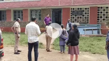 ஏற்காடு: ஏற்காட்டில் மின்சாரம் தாக்கி உயிரிழந்த குழந்தையை அடக்கம் செய்த பெற்றோர்கள்
மீண்டும் தோண்டி எடுத்து பிரத பரிசோதனை