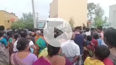 தென்காசி: தனியார் பேருந்துகள் மோதலில் பலியான நபர்கள் உடல் அடக்கம் நடைபெற்றது பொதுமக்கள் உறவினர்கள் கதறி அழுதனர்