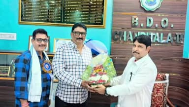 চণ্ডীতলা ২: চণ্ডীতলা ব্লক–II-এ নতুন বিডিওকে সৌজন্য সাক্ষাৎ, গুরুত্বপূর্ণ বিষয় নিয়ে আলোচনা