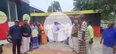 தென்காசி: மாவட்ட திமுக அலுவலகத்தில் உதயநிதி ஸ்டாலின் பிறந்த நாள் விழா கொண்டாட்டம்